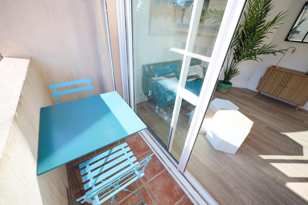 Cosy Pied A Terre Rue Corneille, Coeur Marseille, 4 Pers, 2 Ch Apartment Luaran gambar